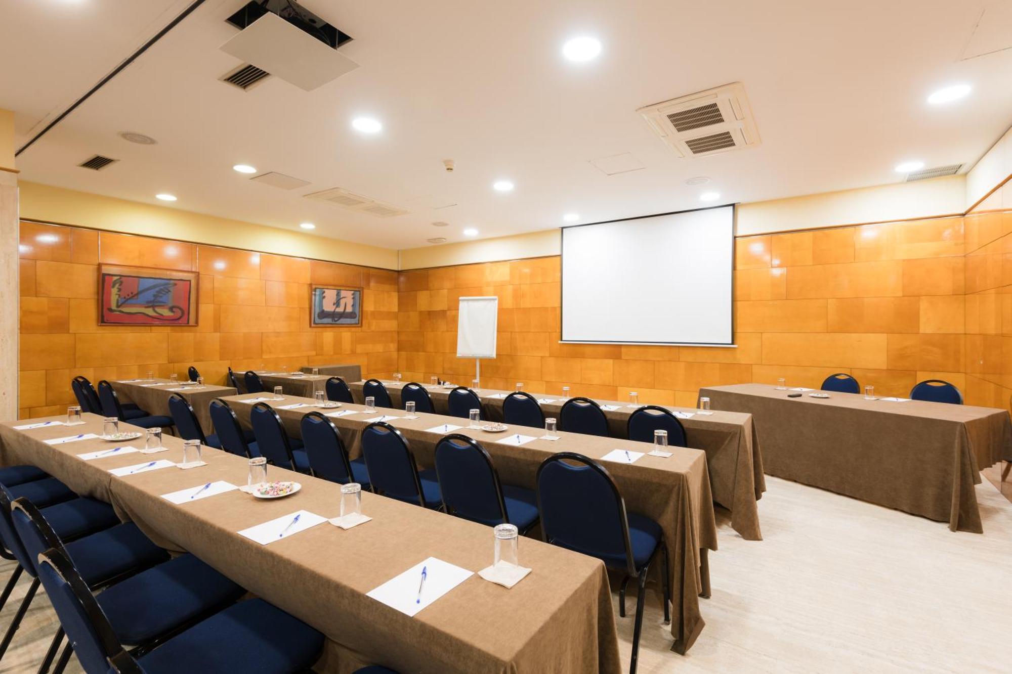 Hotel Ciudad De וייאדוליד מראה חיצוני תמונה