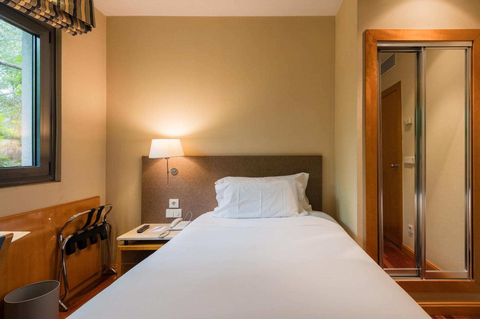 Hotel Ciudad De וייאדוליד מראה חיצוני תמונה