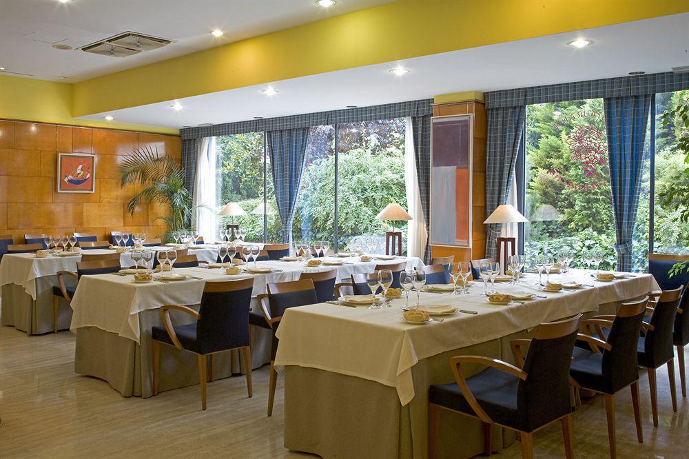Hotel Ciudad De וייאדוליד מסעדה תמונה