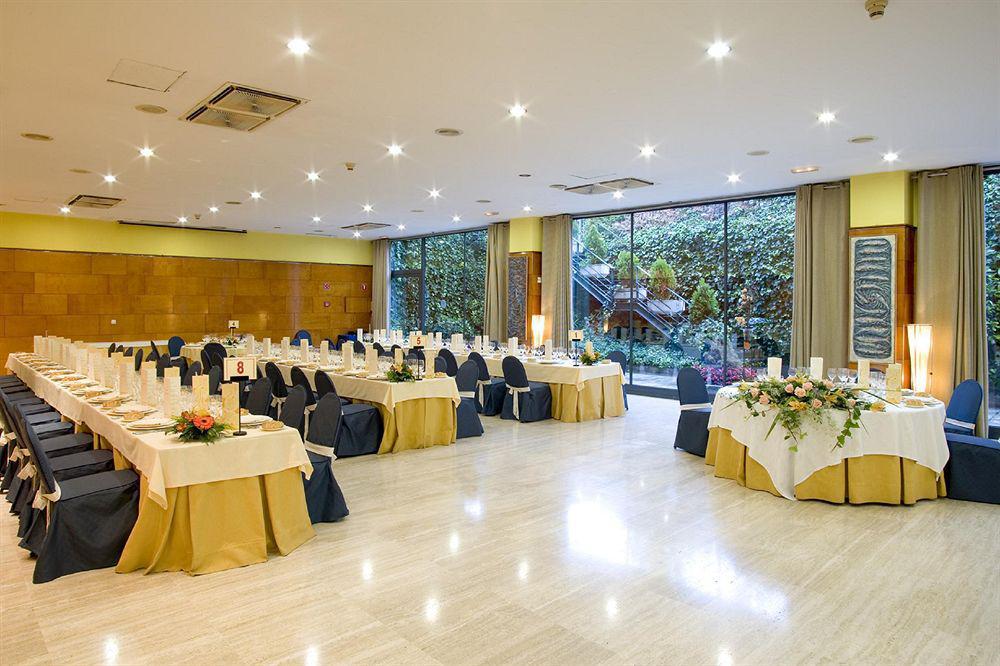 Hotel Ciudad De וייאדוליד מסעדה תמונה